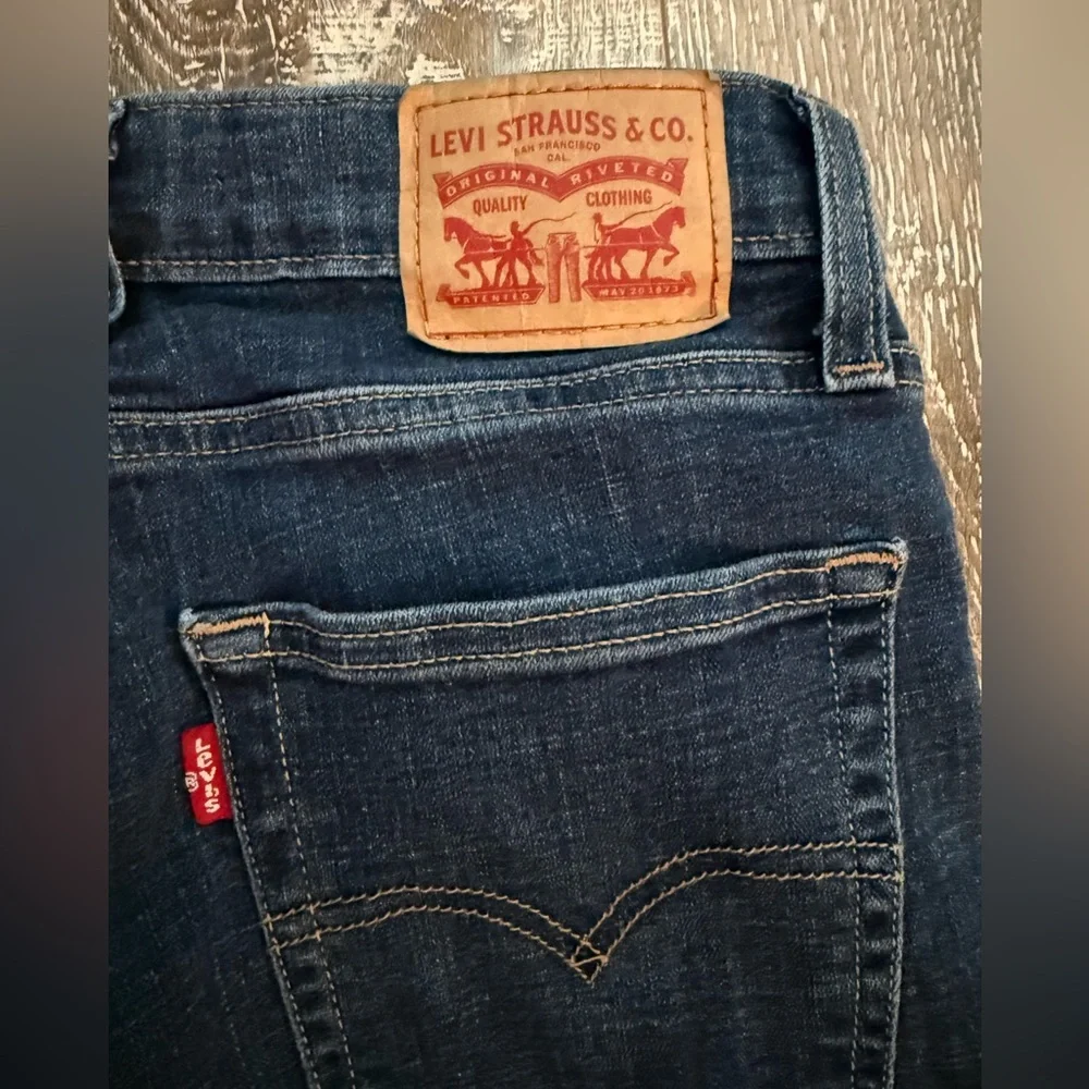 Levi's high rise Boot Cut Women's Jeans - Picture 5 of 7